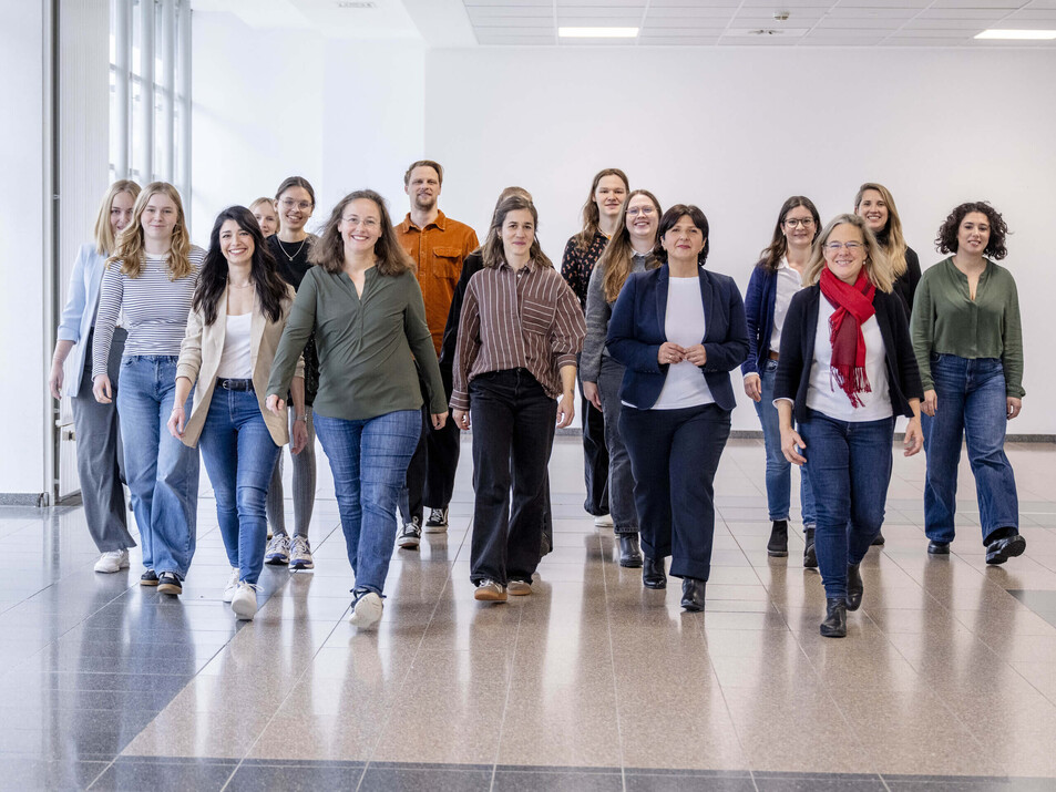 Teamfoto des Instituts für Diversitätsmedizin